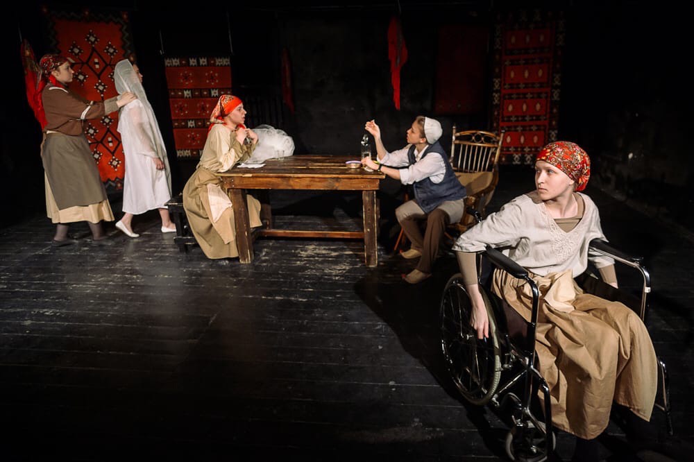 Клятвенные девы