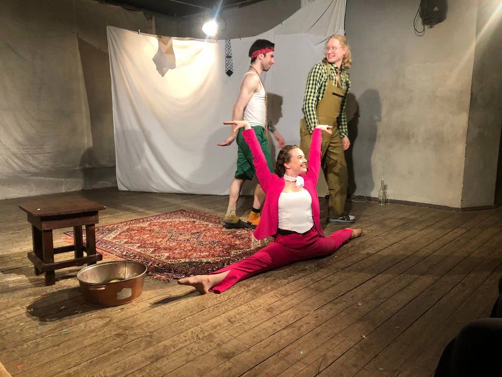 Новый год с “Мужем моей жены”!