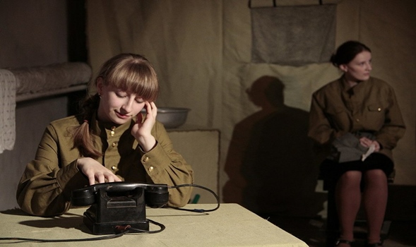 Это, девушки, война