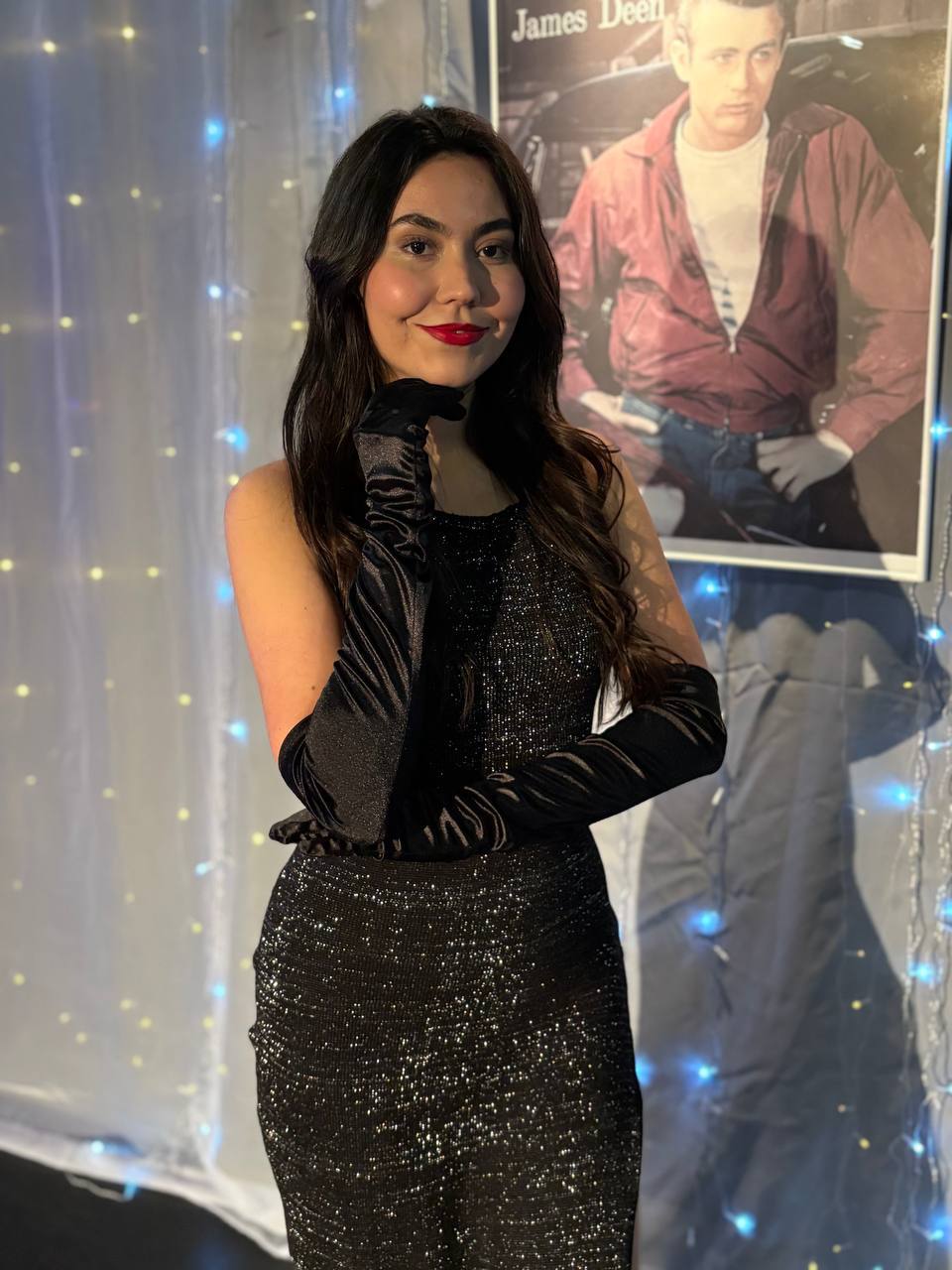 Поздравляем с премьерой Руслана Начевина и Яну Оллаярову!